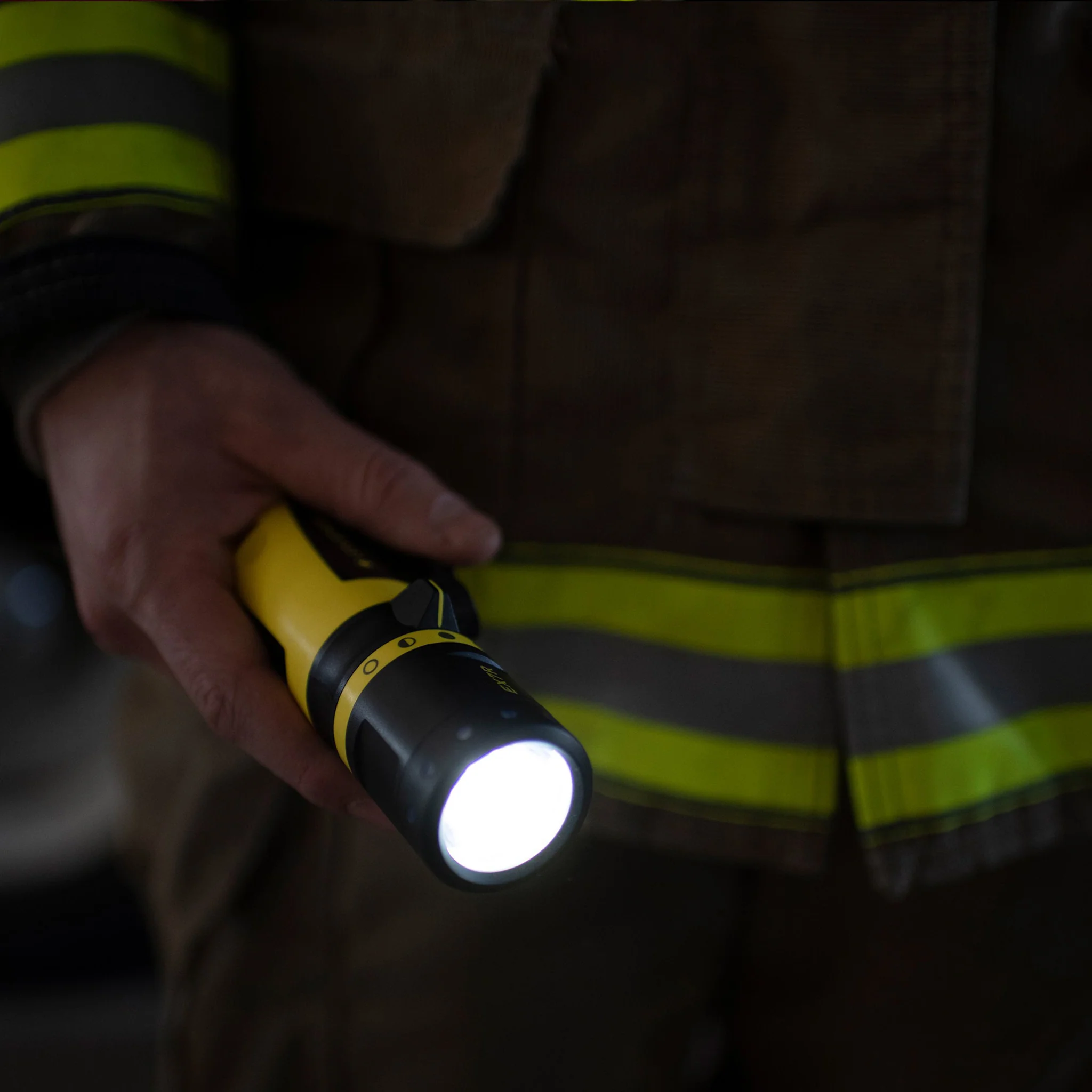 EX7R Torch - Image 5
