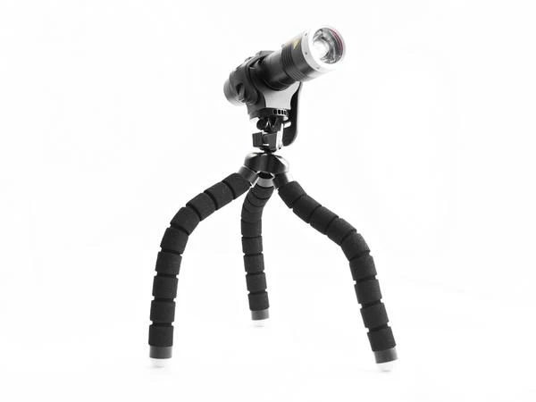 MT6 Battery Operated Torch - Image 4