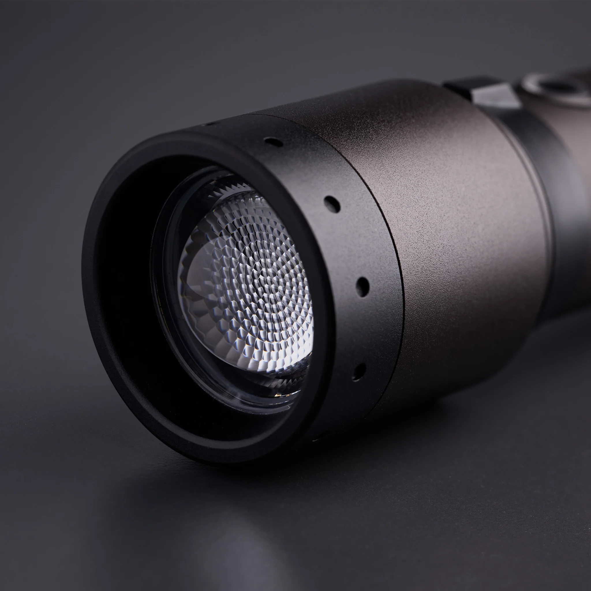 P7R Signature Torch - Image 8